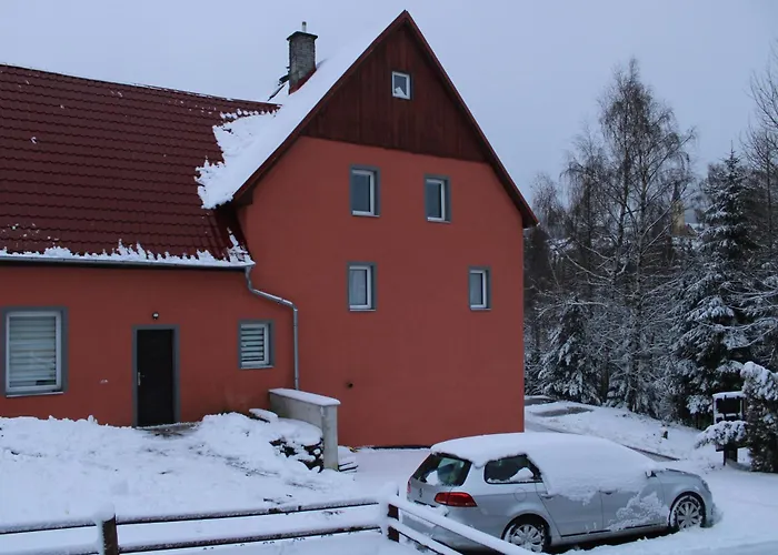 מלון דירות Klinovec - Jonas 3*